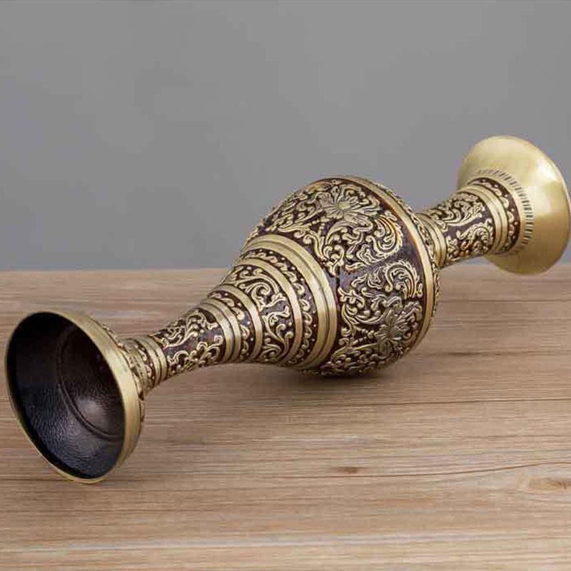 Creative Zinc Alloy Flowers Vases for Artificial Flowe Elegant Green Bronze Vase for Home Office Living Room Tabletop Decorative