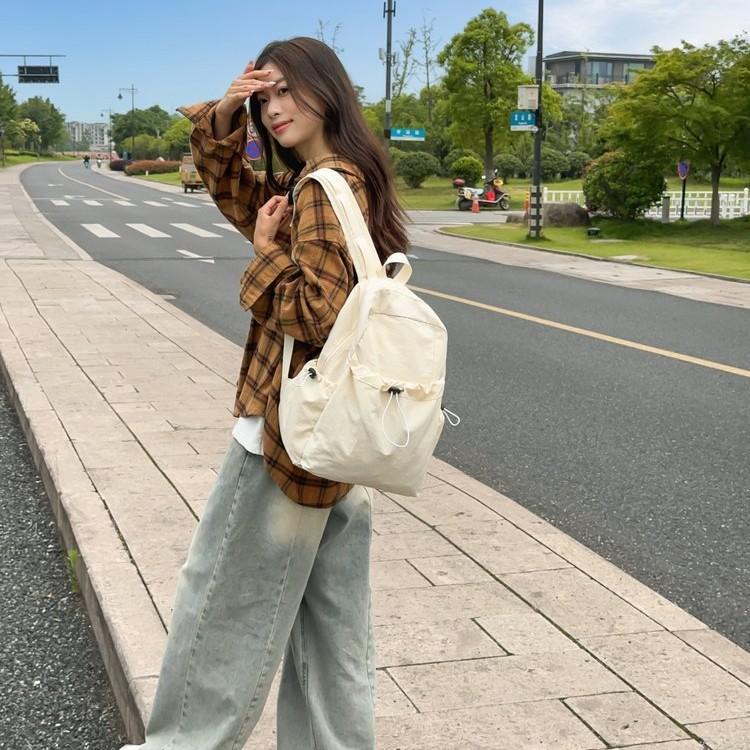 Schoolbag Korean version of the new ins large-capacity light leisure commuting versatile Harajuku style junior high school student schoolbag backpack