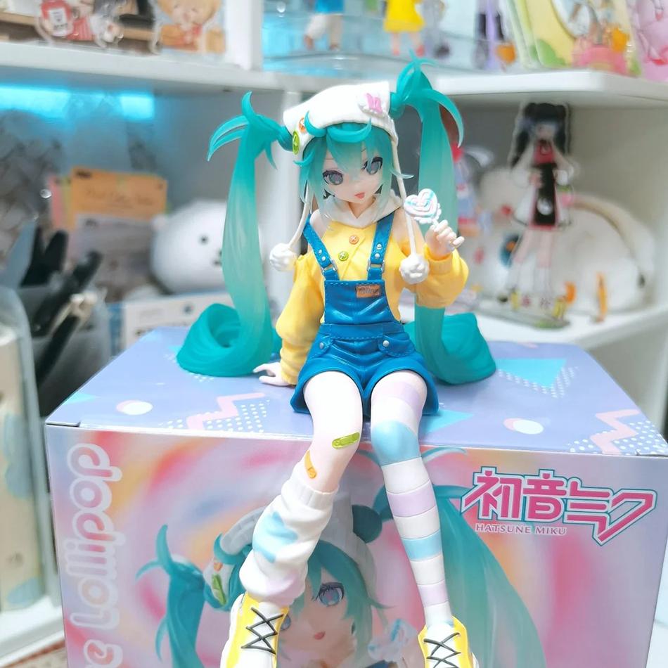 Hot 14CM Anime Hatsune Miku Lollipop Figure Anime Peripheral Collectible Models Decorative Decorations Children Kawaii Present