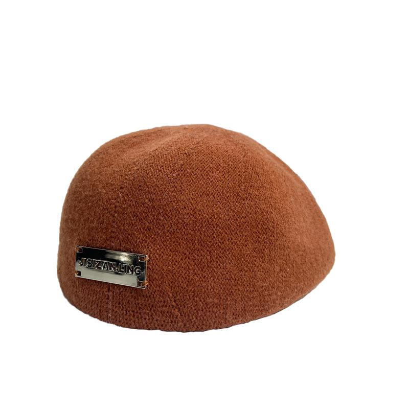 

New spring and autumn versatile anti-beret children s casual letters big head circumference showing small face forward hat Average size