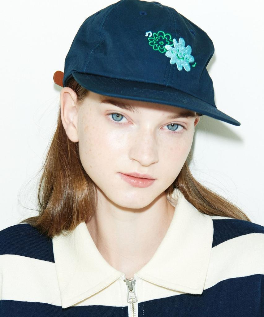 Seullokoseuteo Slco Dancing Flower Cap Navy