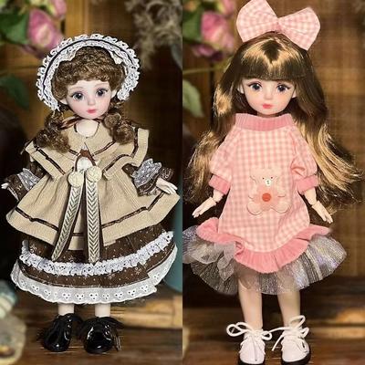 Poppen en knuffels – Poppen