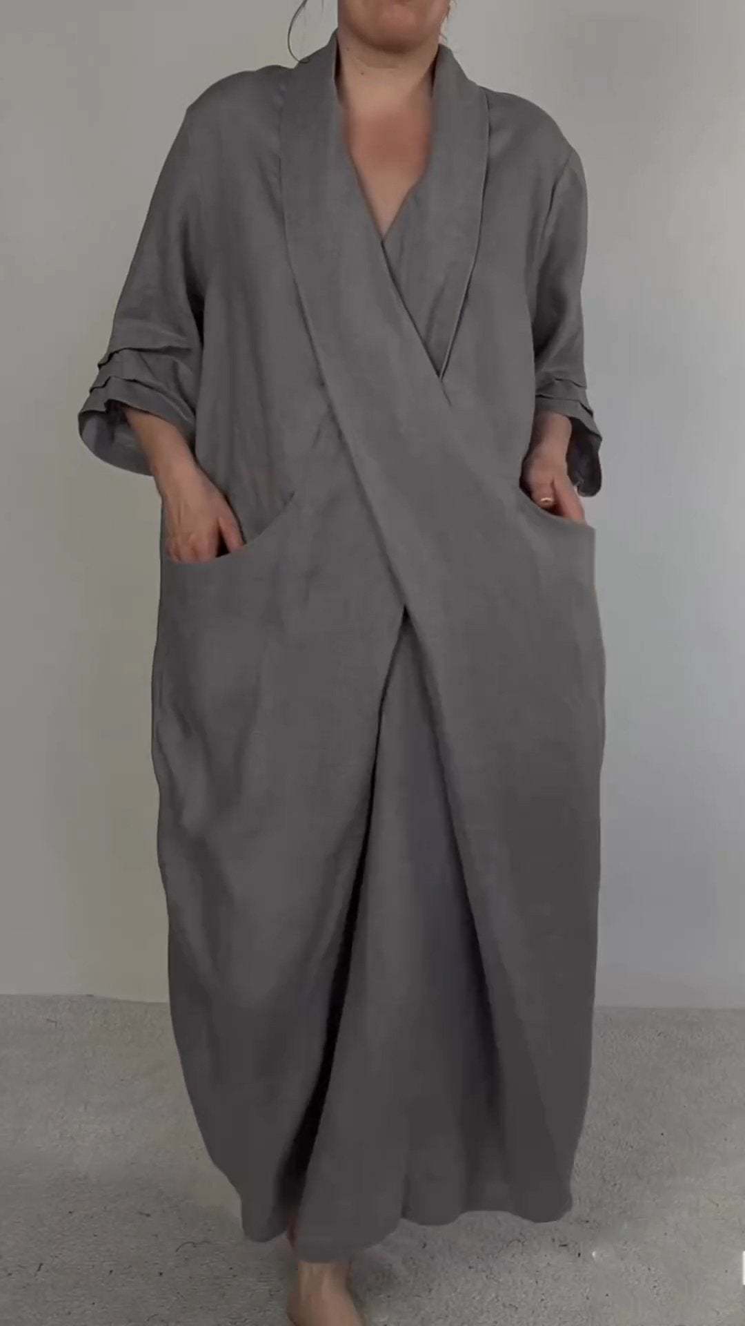 

Autumn _ linen bathrobe skirt solid color casual big pocket V-neck slit with loose versatile S серый