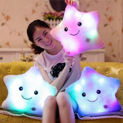 Bunte LED Licht Stern Leuchtendes Kissen Weihnachten Spielzeug Plüsch Geschenk Wohnkultur Neue