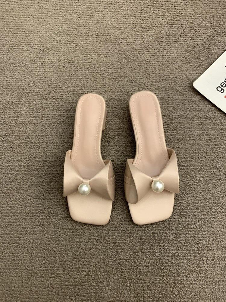 Pearl bow thick heel cool slippers women's summer wear fashion flat women's shoes one-word slippers 2025 summer new
