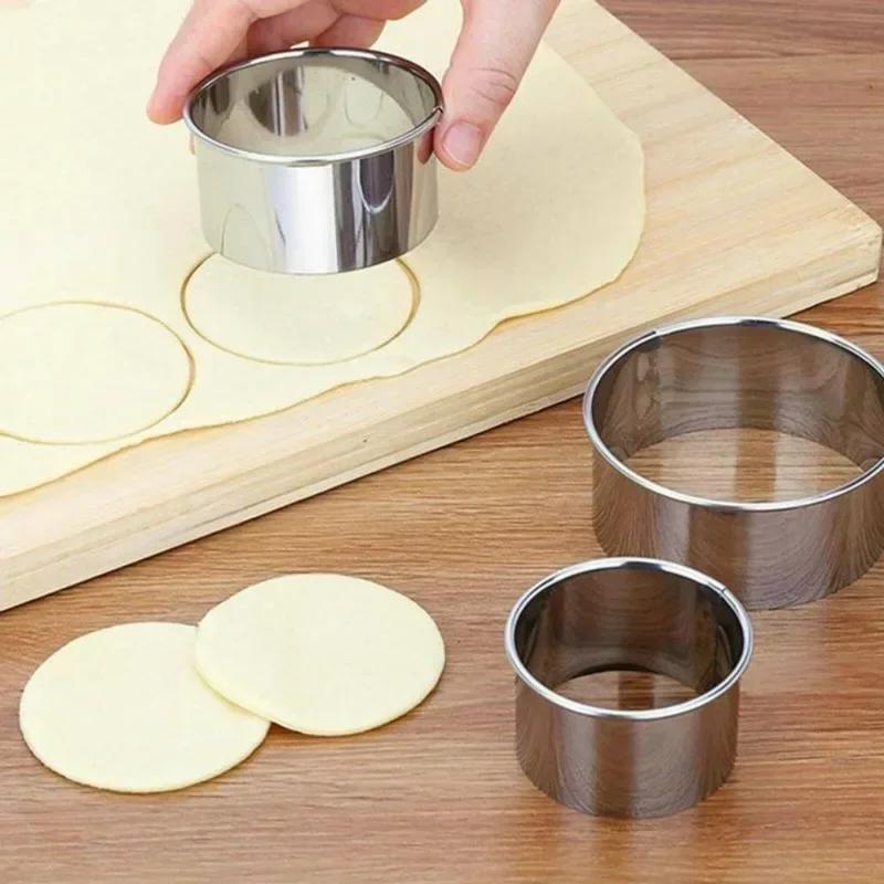 3Pcs Stainless Steel Dough Cutter Dumplings Molds Round Cookie Biscuit Cutters Circle Pastry Cutters Baking Circle Ring Molds