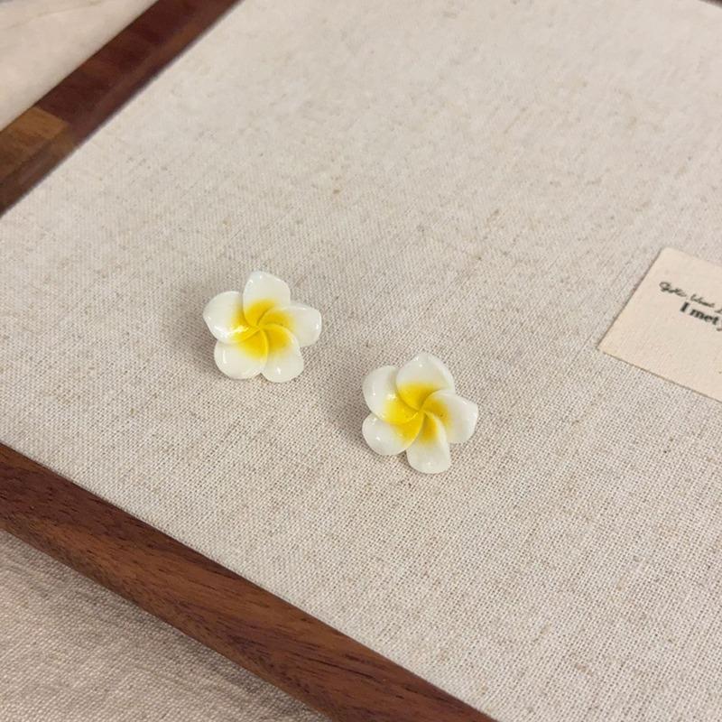 

Women s Fashion Simple Resin Frangipani Flower Necklace & Earrings Set Gradient Color Plumeria Choker Chain Beach Jewelry Gift 40cm