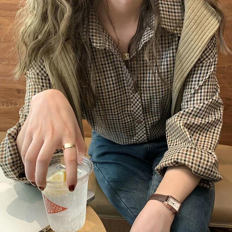 Spring Autumn Plaid Shirts Women Retro Turn-down Collar Blouses Button Up Elegant Long Sleeve Outwear Femme