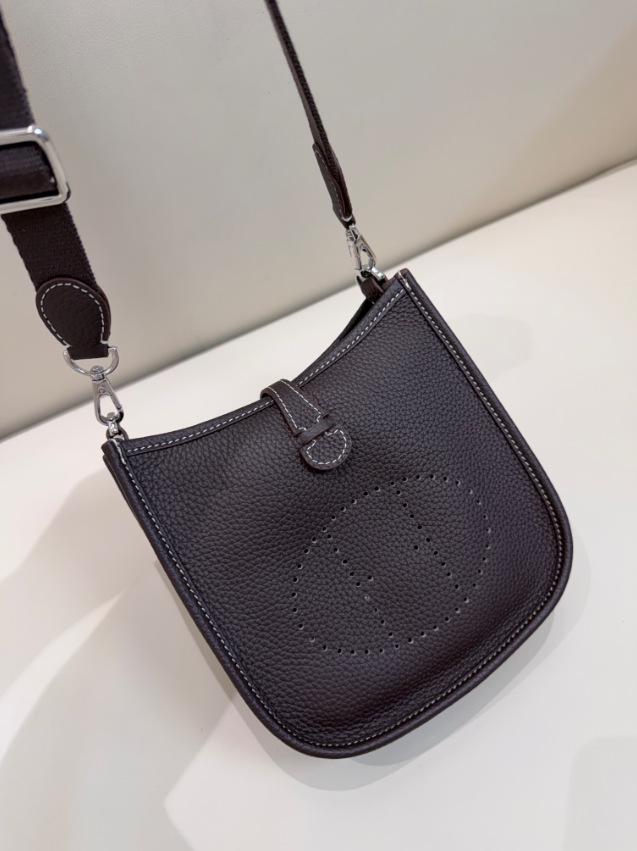Evelyn Koeienhuid Crossbody Tas met Uitgesneden Ontwerp – Modieuze, Veelzijdige Enkelvoudige Schoudertas voor Dagelijks Gebruik