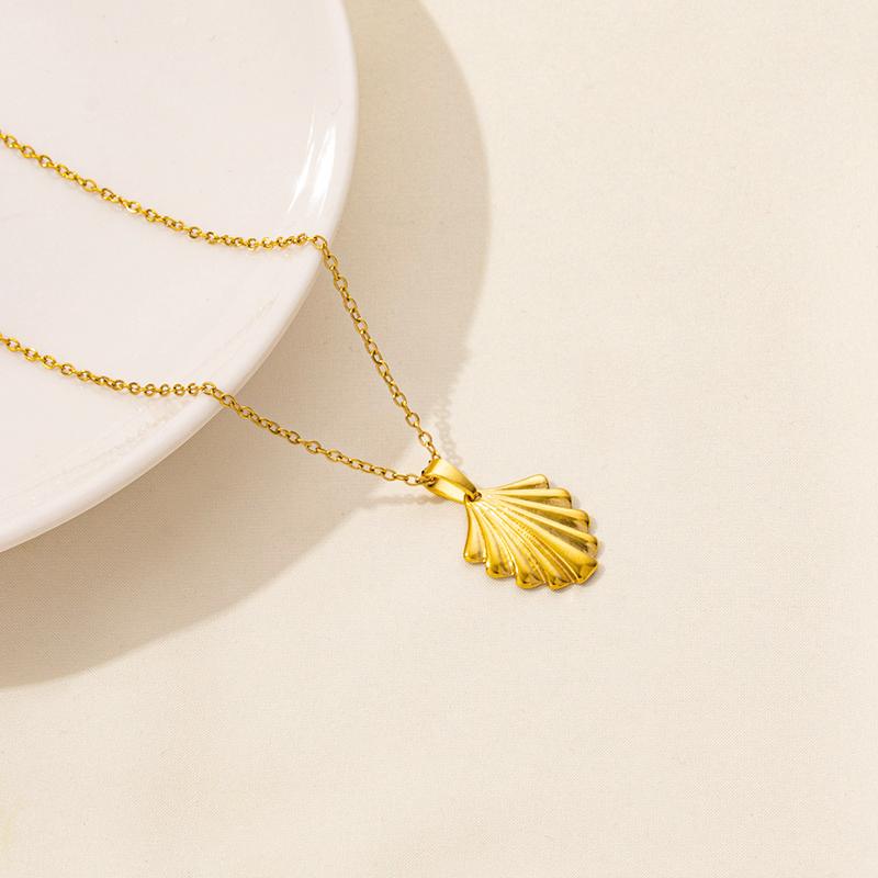 No Fade Stainless Steel Ocean Animal Necklaces For Women Men Accessories Real Gold Plated Shark Fish Tail Turtle Pendant Jewelry