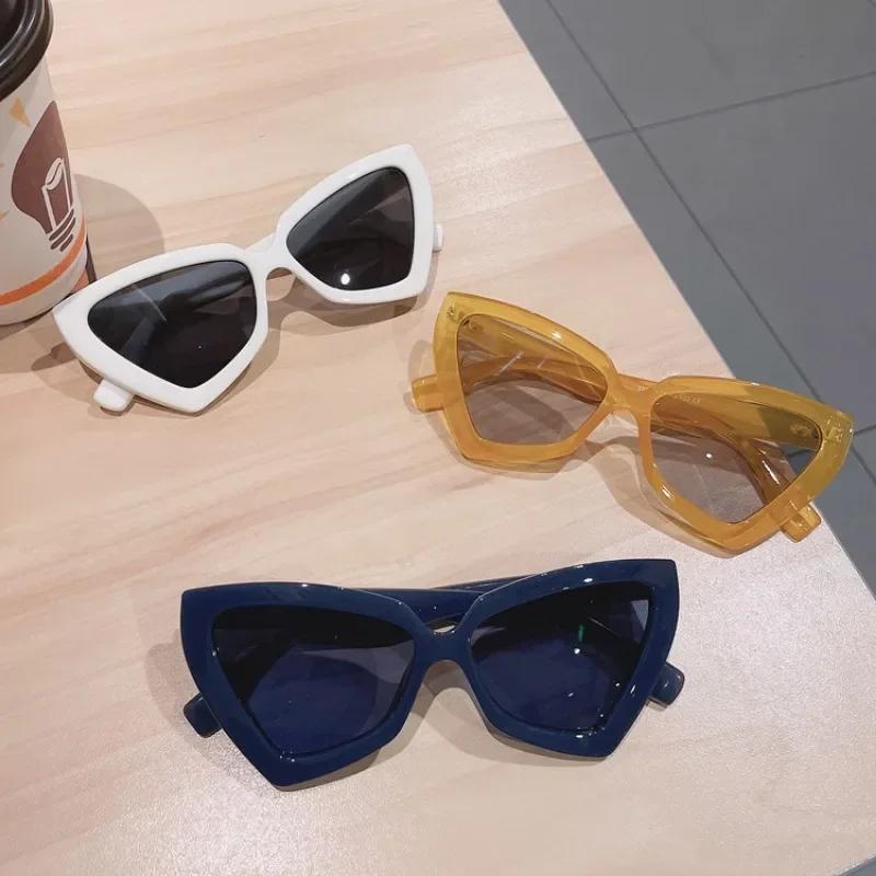 Vintage Women Cat Eye Sunglasses UV400 Protection Summer Fashion Sun Glasses Outdoor Eyewear Oculos De Sol
