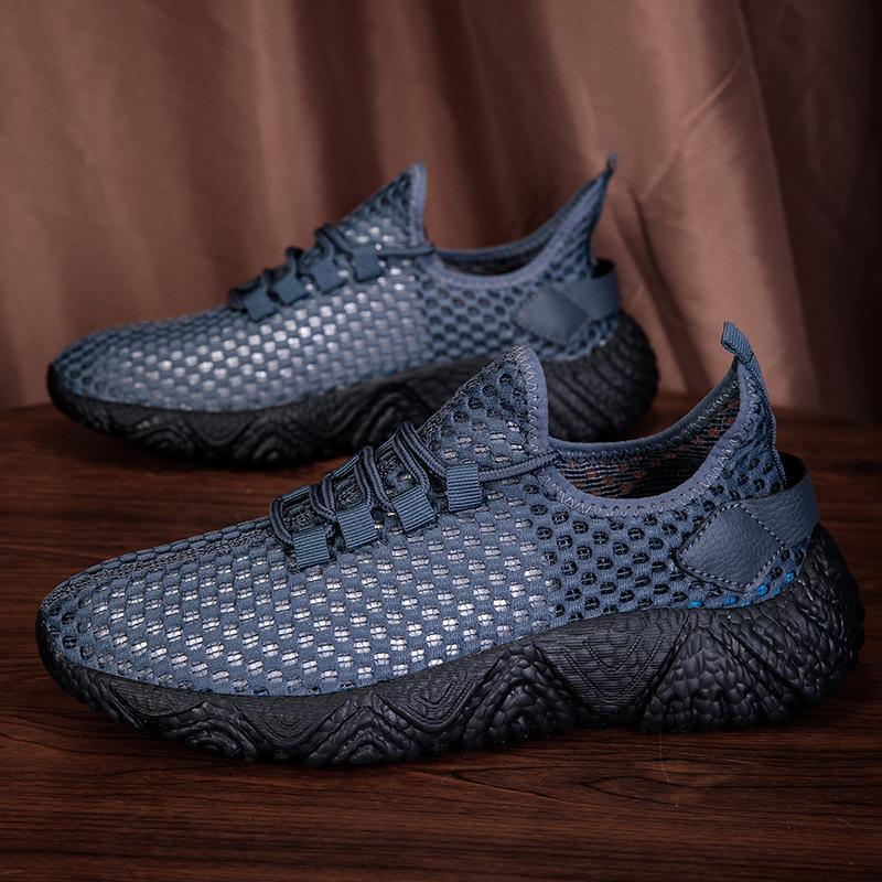 Breathable Men's Cutout Mesh Running Shoes Lightweight Design Shock Absorption Lightweight Athletic Shoes