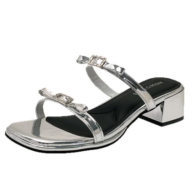 Low-heeled rhinestone cool slippers for women's summer open-toed 2025 new French fashion versatile skirt Roman sandals