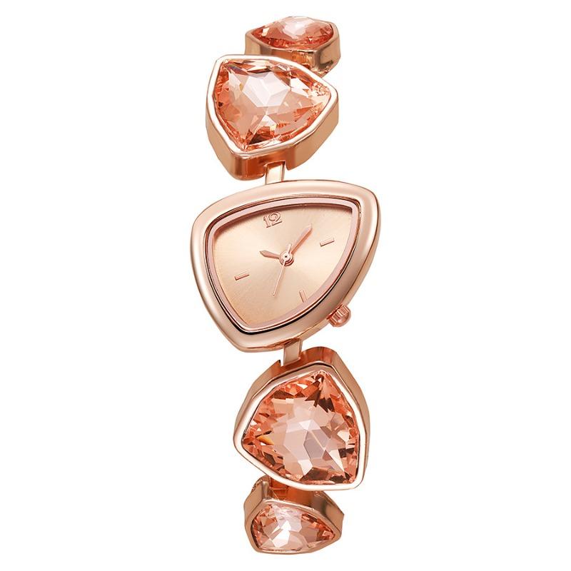 Nouvelle montre de mode de grande valeur pour femmes, cristal de montre irrégulier incrusté de diamants, luxe léger, niche, montre à quartz de grande valeur pour femmes