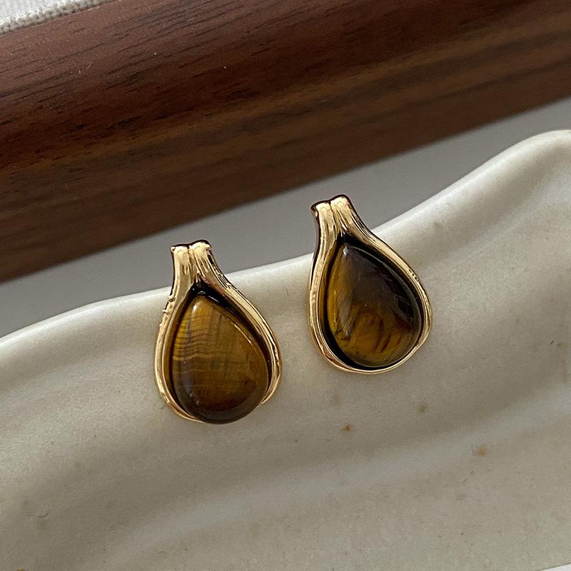 Natural Tiger'S Eye Stone Stud Earrings, Simple Design, Niche One, Two-Wear Earrings, Literary And Retro Maillard Earrings.