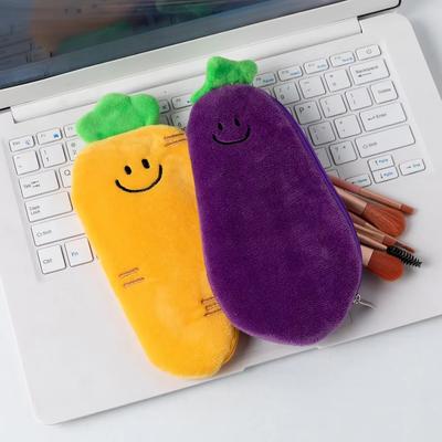 1 szt. Uroczy kreskówkowy bakłażan marchewka pluszowy piórnik dla dzieci przenośny pulpit torba na artykuły piśmiennicze portmonetka kawaii prezent artykuły szkolne