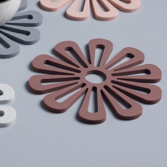 Isolierpad Hitze Lebensmittelqualität Beständig TRP Blumenförmige Untersetzermatte für Küche