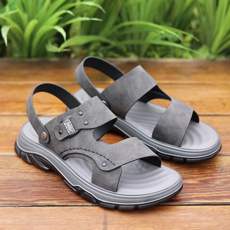 Summer new men's sandals beach shoes outdoor comfortable men's slippers men's shoes