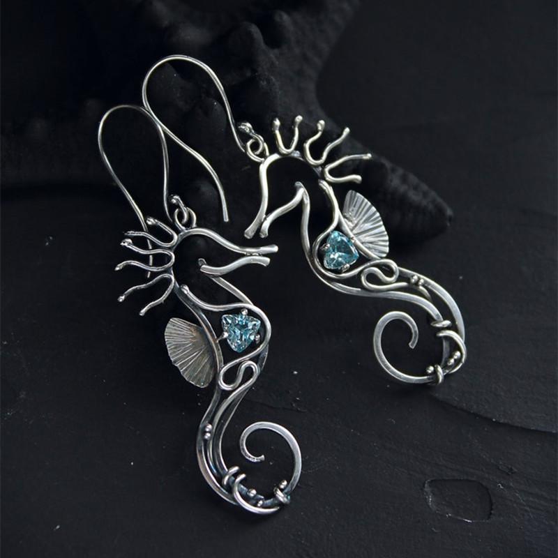 Vintage Silver Diamond Inlaid Seahorse Shaped Earrings Exquisite Alloy Hand Wound Metal Party Shopping Women 'S Earrings Jewelry