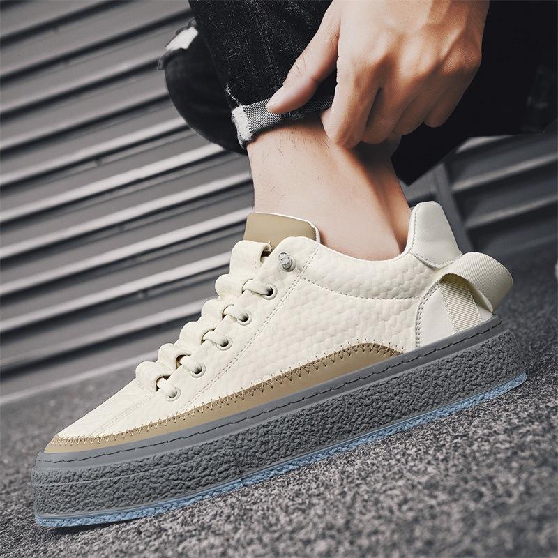 Jesień i zima 2025 nowe męskie buty sportowe w hongkońskim stylu ze skórzaną powierzchnią, buty skateboardowe dla młodzieży studenckiej, codzienne buty męskie na żywo