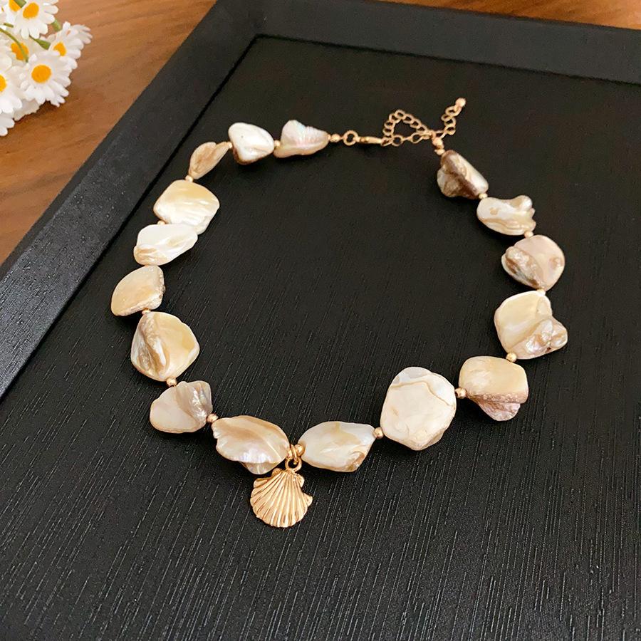 Summer dopamine stained glass crystal beaded necklace collarbone chain design sense niche item decoration