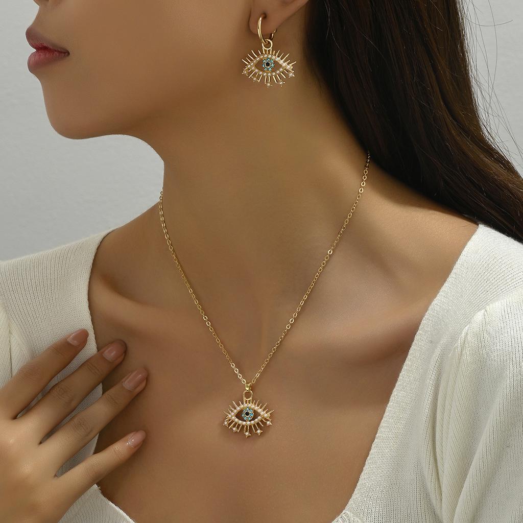 2025 new angel's eye hip-hop women's stud earrings necklace set with diamond design long collarbone chain