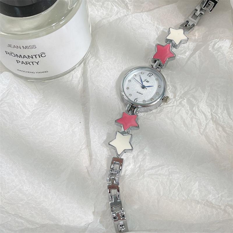 Fashion Versatile Women's Small and Cute Star Steel Band Quartz Watch Women High Quality Silver Wristwatch Vintage Female Clock