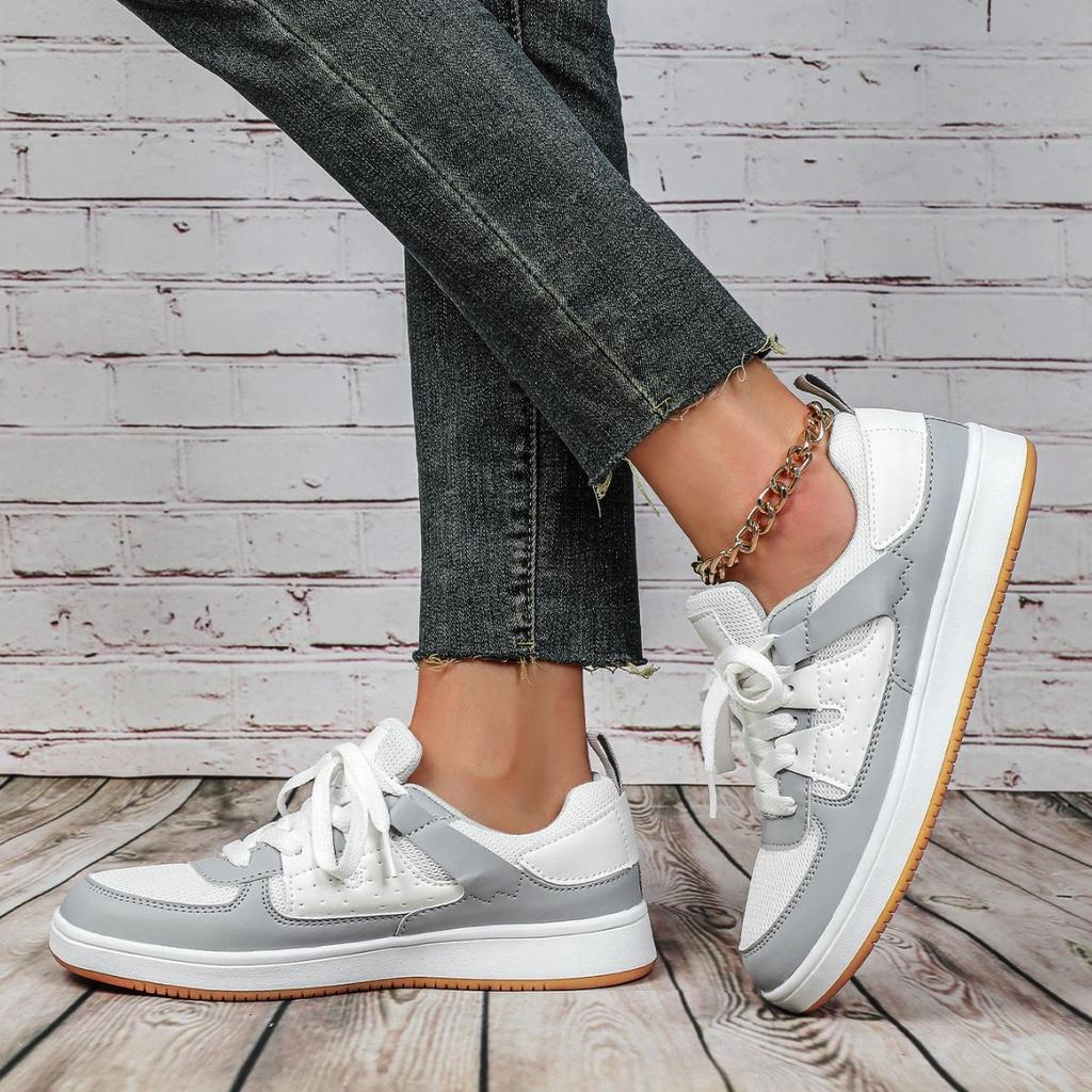 Board Shoes Mesh Casual Sneakers Fashion Flat Shoes Low-cut Leisure Sports Shoes Outdoor Walking Flats Casual Versatile
