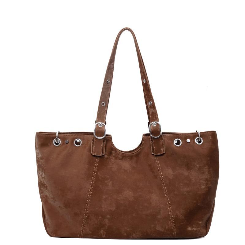 Single-shoulder Bag Women's Niche Commuting Retro Bag Riveted Hot Girl Motorcycle Underarm Bag