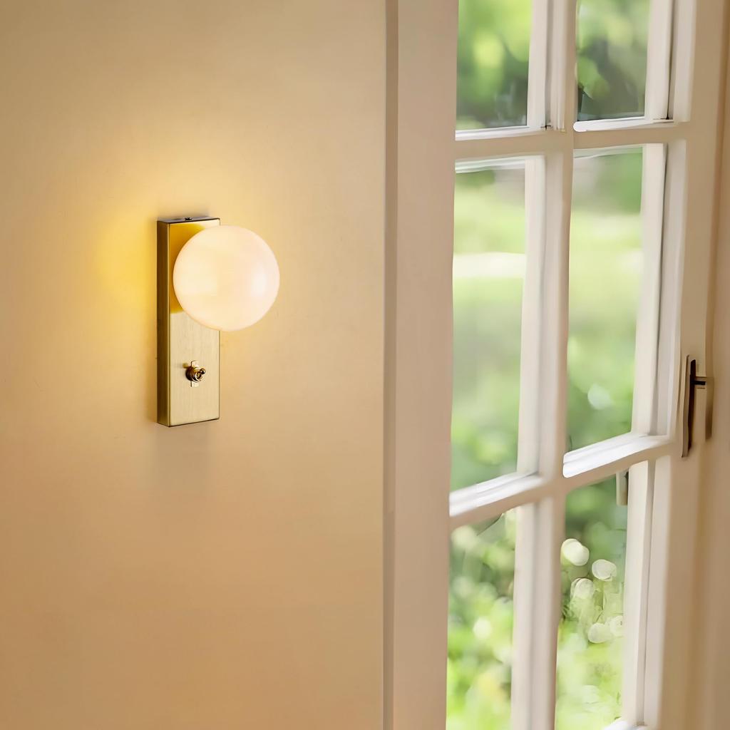 Chende Nordic Wall Lamp, Square Brass Bracket Light, Single Light, LED Compatible, Glass Finish, Stylish and Elegant Wall Lamp for Bathrooms,