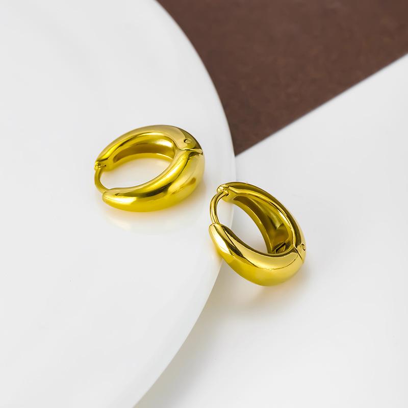 18K Gold French Niche Ear Cuff Smooth Hoop Earrings for Women - Titanium Steel, High-end Style
