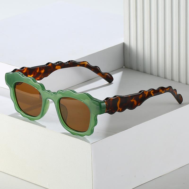 Ladies personalized sunglasses wavy sunglasses sunglasses women's sunglasses women's