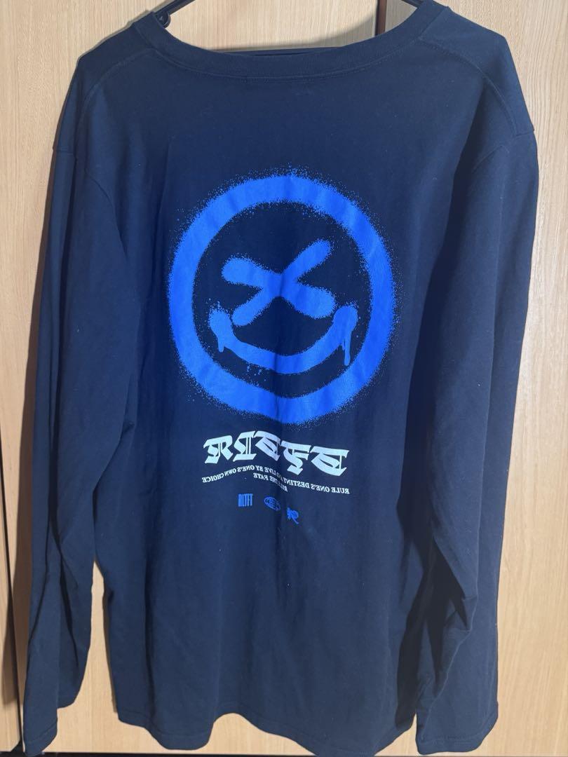 

[Б/У] RULE THE FATE Длинная футболка Размер 2