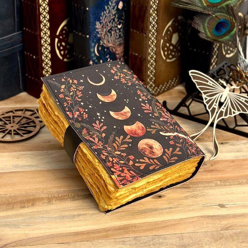 Moon Phase Vintage Leather Journal pro muže a ženy Grimoárová kniha stínů