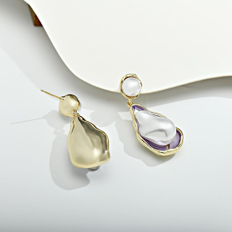 Irregular Pearl Earrings: S925 Sterling Silver, French Retro, Versatile High-End.