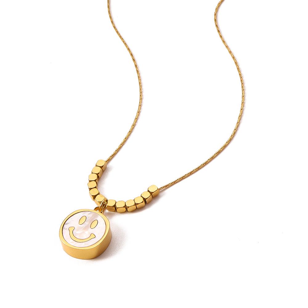 Live Broadcast Smiley Face Pendant Necklace, Fade-Resistant White Shell Titanium Steel, Luxury Light Clavicle Chain. 18K Gold Plated