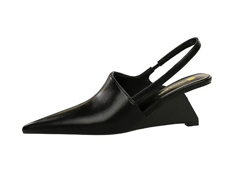 Fashion Wedge Strange Style High Heels Women Sexy Pointy Toe Backstrap Sandals Covered Head Design Party Dress Mules Shoes Women Pumps