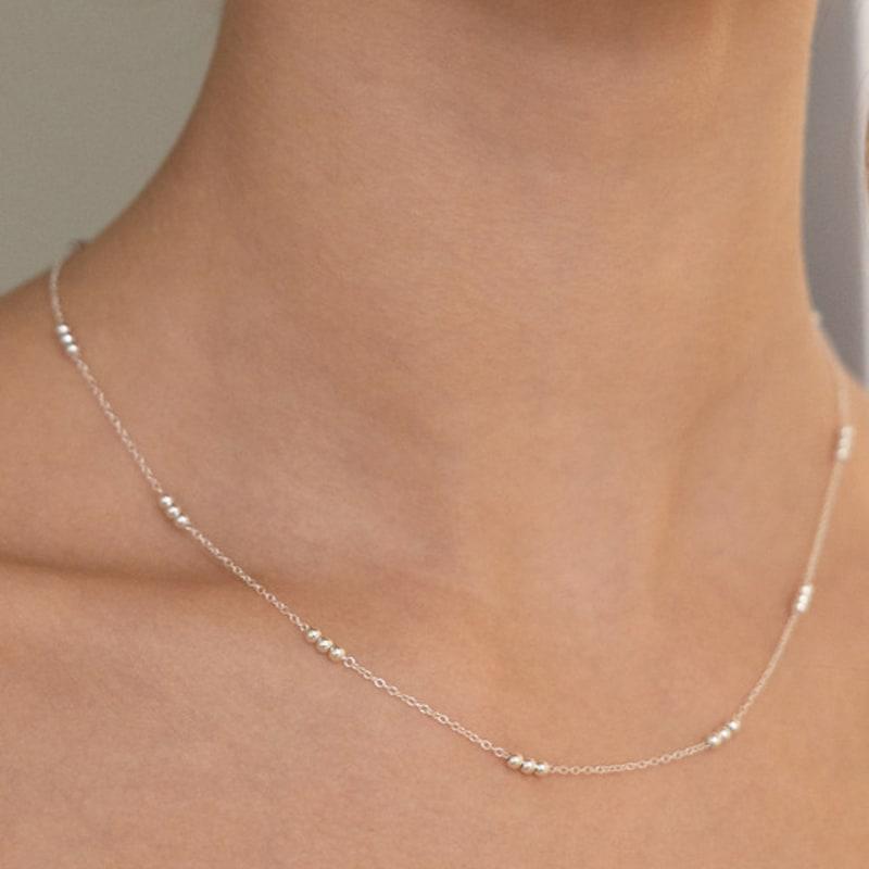 Tatiana (925 Silver) Silver Ball Station Necklace NZ2507