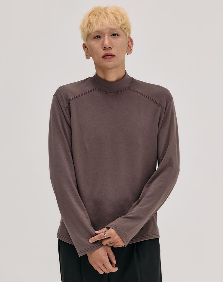 Mugeon Moderit Mock Turtleneck Sleeve _ Brown