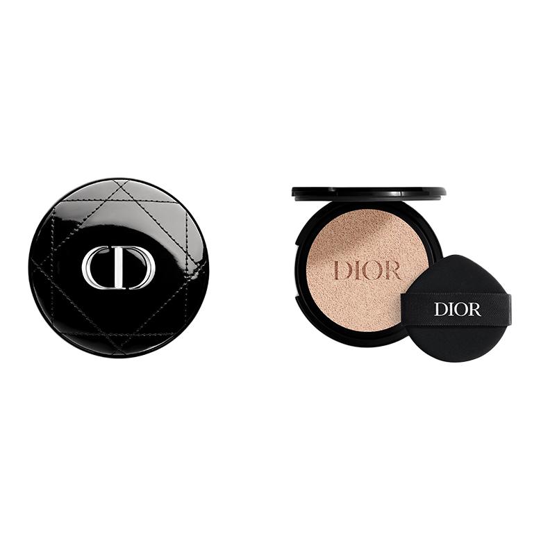 

Dior Cushion Foundation With Glossy Lacquered Cannage Couture Case Foundation + 0.5N