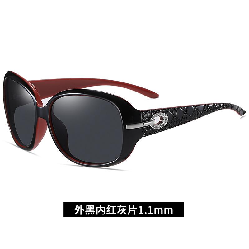 New women s classic large-frame polarized sunglasses ST2012Diamond-embellished fashionable black sunglasses 62-22-126