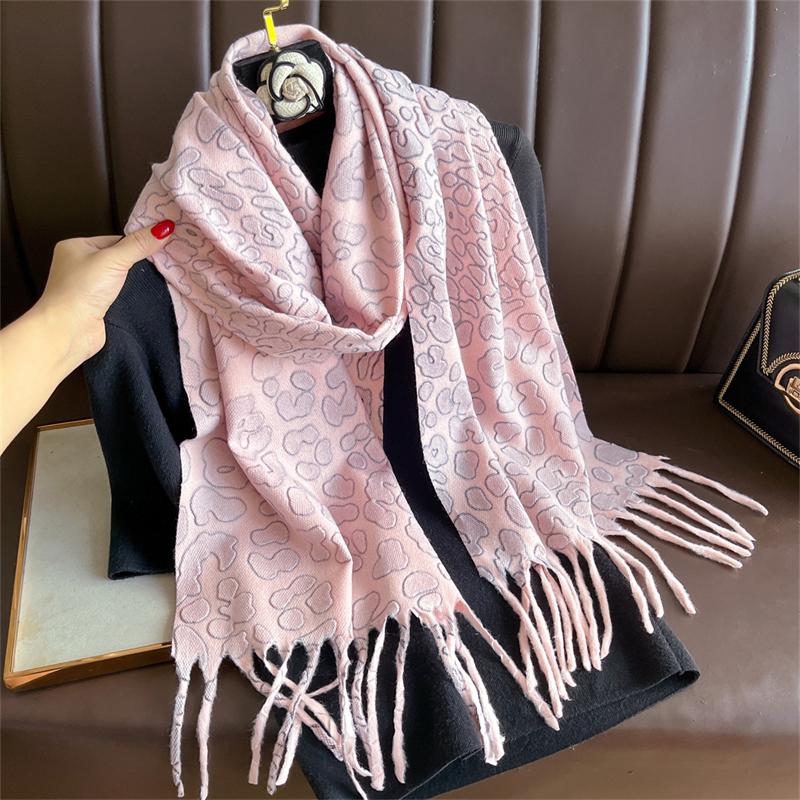 New Embossed Cashmere Women's Winter Scarf Warm Chunky Shawl Luxury Designer Tassels Pashmina Bufanda Lady Wrap Man Scarves