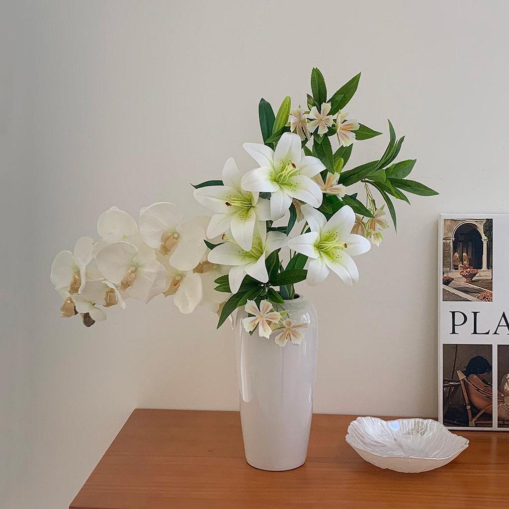 Artificial Lily Flower Arrangement for Home Decoration