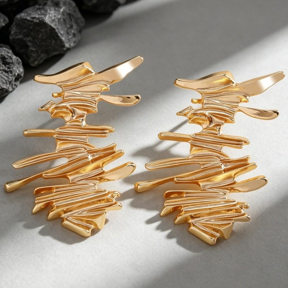 1 Pair Gold Tone Finish Drop Earrings Vintage Style Fashion Jewelry  Gift for Women