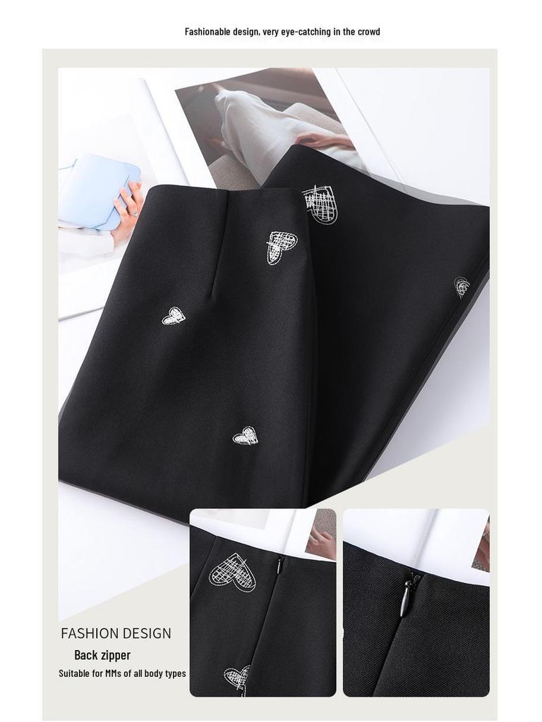 Elegant Heart Print Black Midi Skirt for Women - 2026 Spring/Autumn Trendy Age-Defying Straight Suit Style