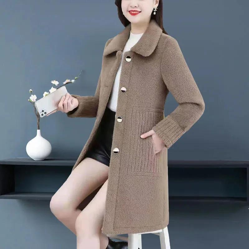 Winter Thickened Long Lamb Fur Jacket Woolen Coat for Mothers And Middle-Aged Women Fashionable Polyester
