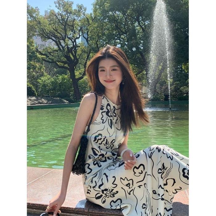 

French light luxury printed neck dress summer new niche waist feeling sleeveless suspender dress 2XL білий