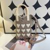 1 Peça Meninas Fofo Bolsas Transversais Ao Ar Livre Coreanas Mini Bolsa de Mão Quadrada Tricotada em Coração Para Mulheres Pequena Bolsa de Ombro para Celular