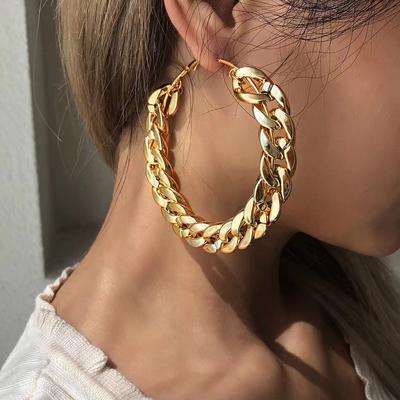 Boucles d'oreilles créoles Oversize Style Punk Métal Cercles Larges Torsadés Boucles d'oreilles Rondes pour Femmes Bijoux Exagérés pour Fête Cadeaux