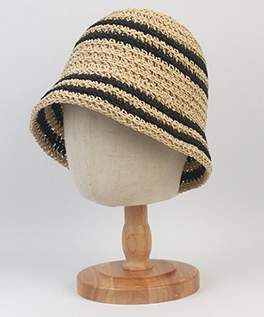 Yunibeosyeolkemiseuteuli Summer Point Beige Bucket Hat
